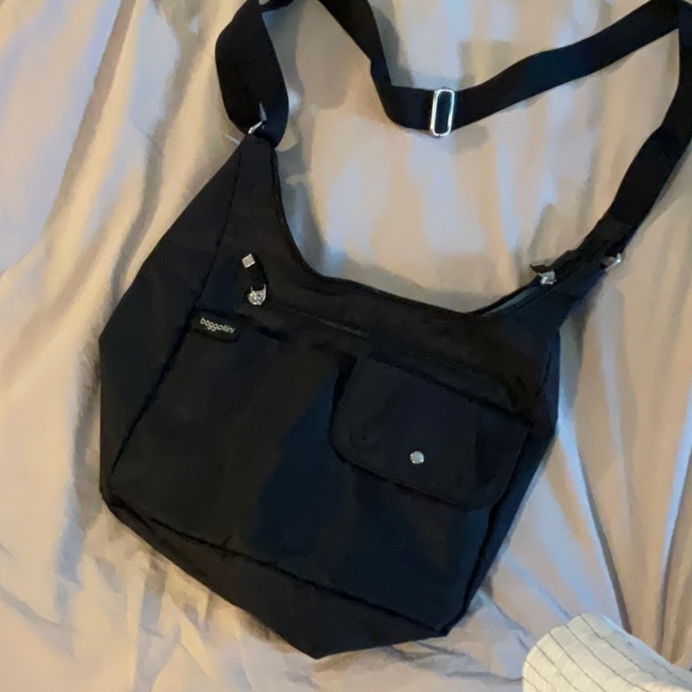 Baggallini Charcoal Crossbody Bag